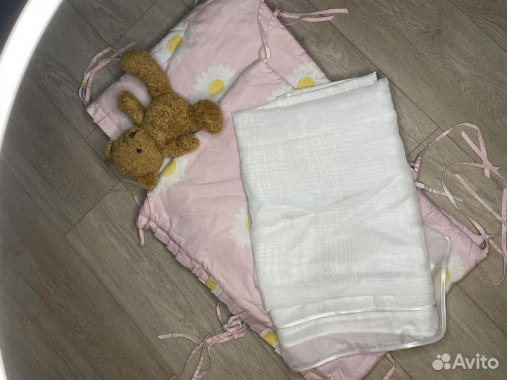 Бортики и балдахин в кроватку