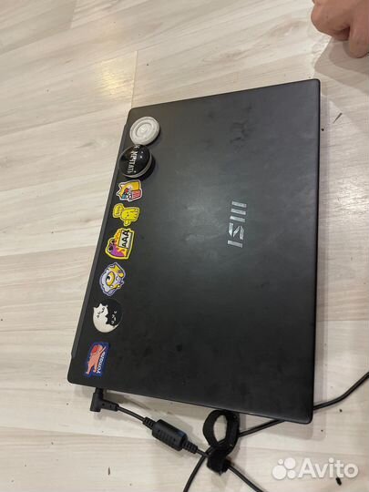 Ноутбук msi