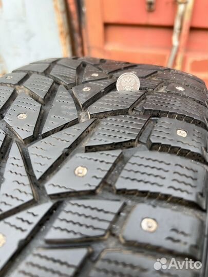 Dunlop SP Winter Ice 02 245/40 R18 97T
