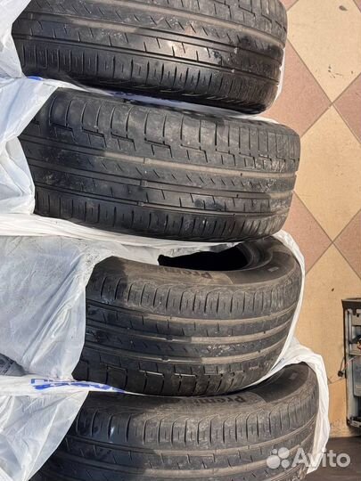 Continental ContiPremiumContact 6 215/55 R17 94V