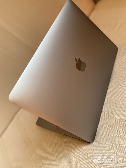 Apple MacBook Pro 13
