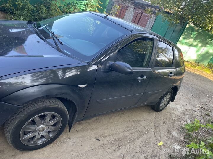 Ford Focus, 2003