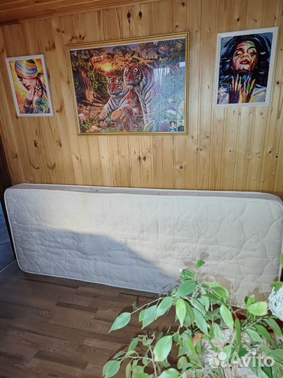 Матрас 230*85 см(не стандарт)