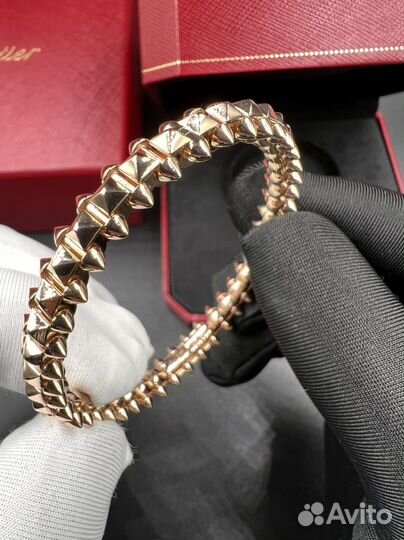 Золотой браслет clash DE cartier