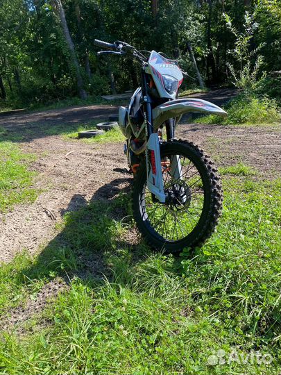 Продам эндуро 250