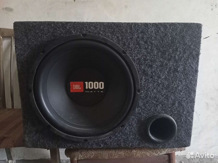 Сабвуфер jbl 1000 с коробом