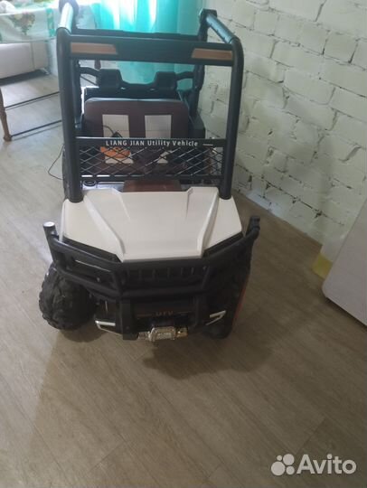 Детский электромобиль бу