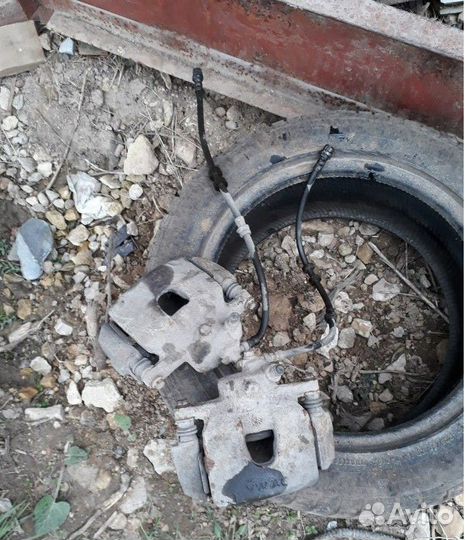 Передние суппорты Skoda Fabia 2