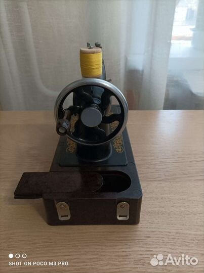 Детская швейная машина 1959 год