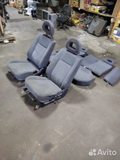 Комплект сидений Mitsubishi Lancer 9 седан 1.6