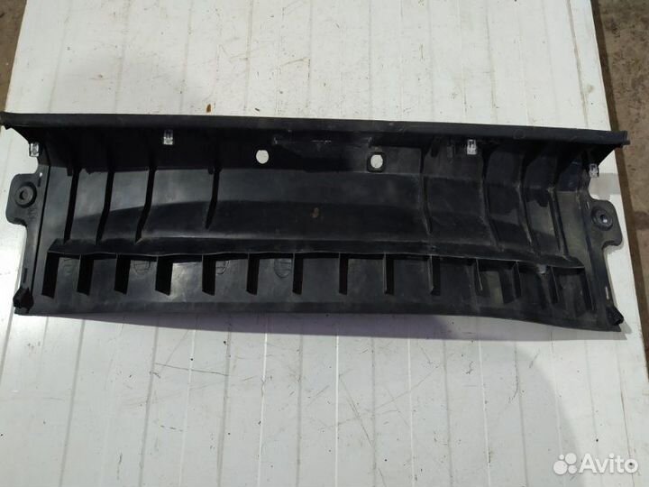 Накладка замка багажника Ford Focus 2 седан 1 2007