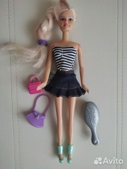 Кукла барби