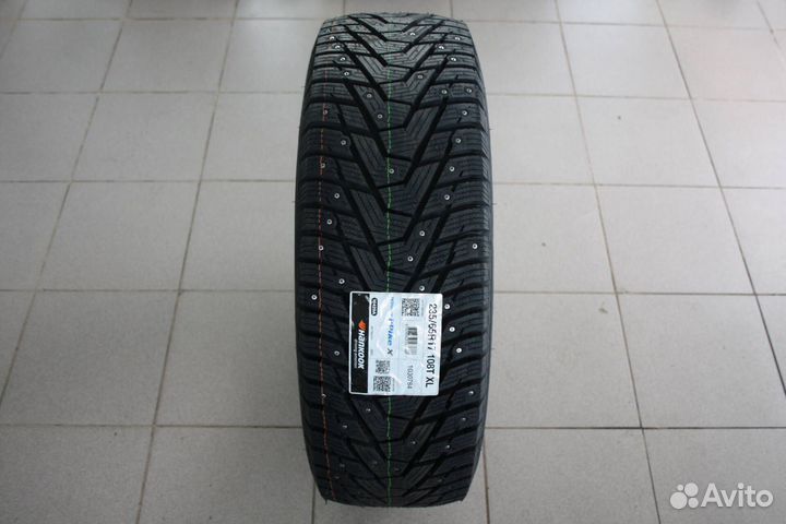 Hankook Winter I'Pike RS2 W429 235/65 R17 108T
