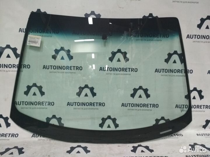 Лобовое стекло Ford Focus 1