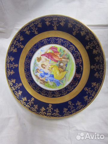 Тарелка фарфор Мадонна. Ваза с ручкой цветная