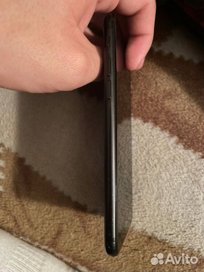 iPhone SE (2020), 64 ГБ