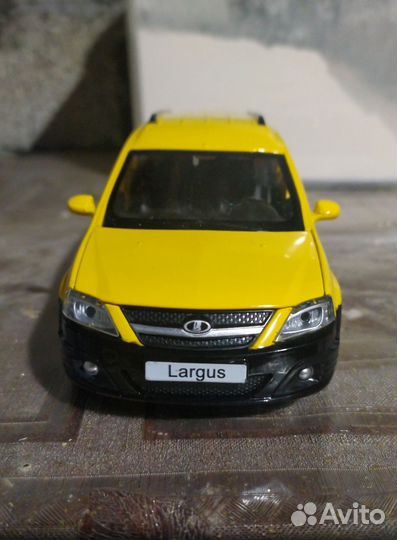 Моделька LADA largus 1.24