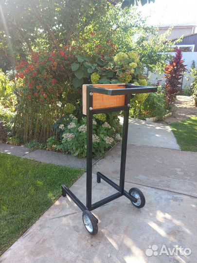 Подставка для лодочного мотора