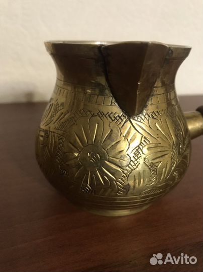 Изделия из латуни Индия