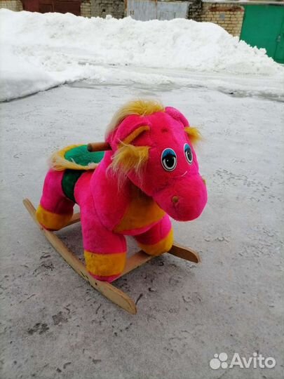 Качалка лошадь