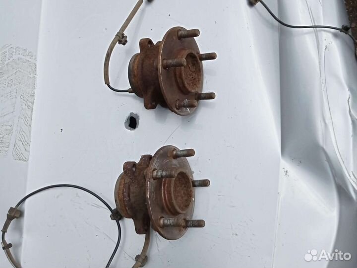 Ступичный подшипник Mitsubishi Outlander 3 2.0 AT