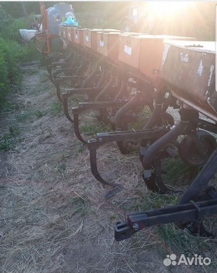 Культиватор Грязинский культиваторный завод КРН-5,6, 2015