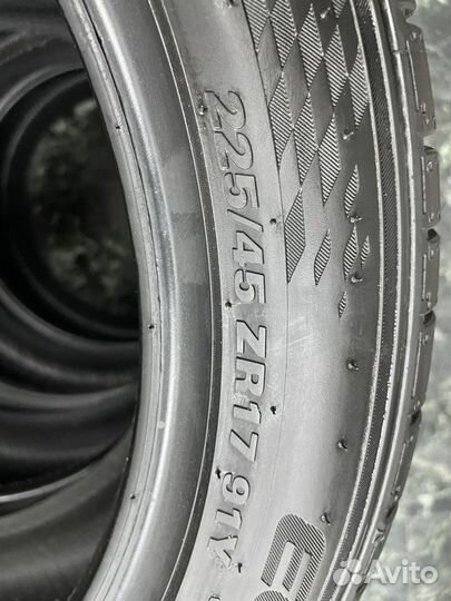 Kumho Ecsta PS71 225/45 R17 91Y