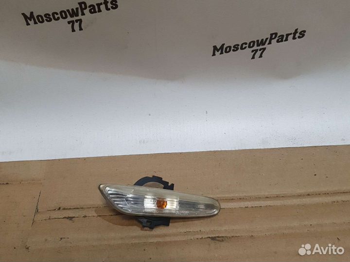 Повторитель поворота правый BMW E60 E90 E87 E81 E8