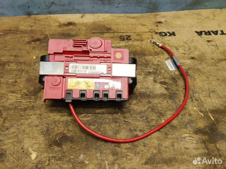 Монтажный блок с предохранителем BMW E90 LCI N46