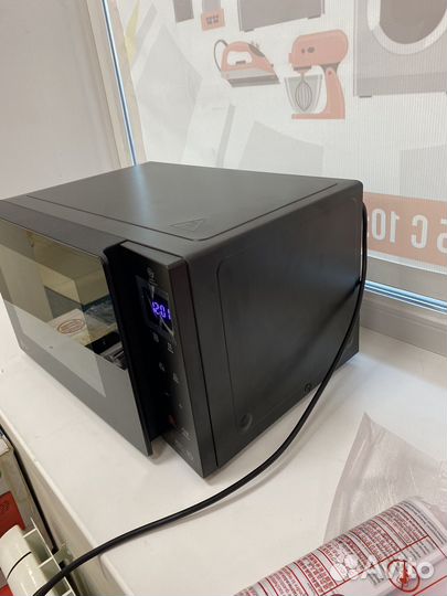 Микроволновая печь LG MB63R35GIB