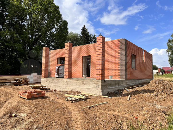 Дом 180 м² на участке 15 сот.