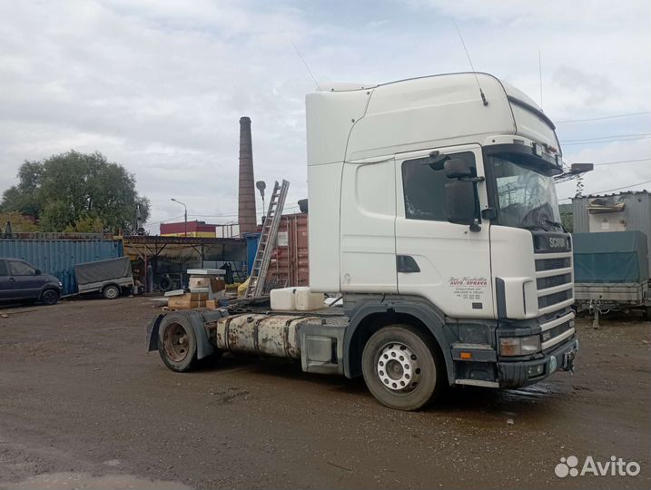 Scania 4-Series, 2004