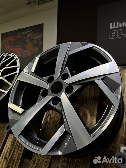 Khomen Wheels 7x17/5x114,3 ET50 D67,1 KHW1712