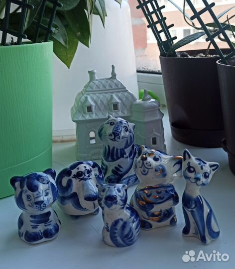 Гжель Фигурки Статуэтки Вазы Салфетницы