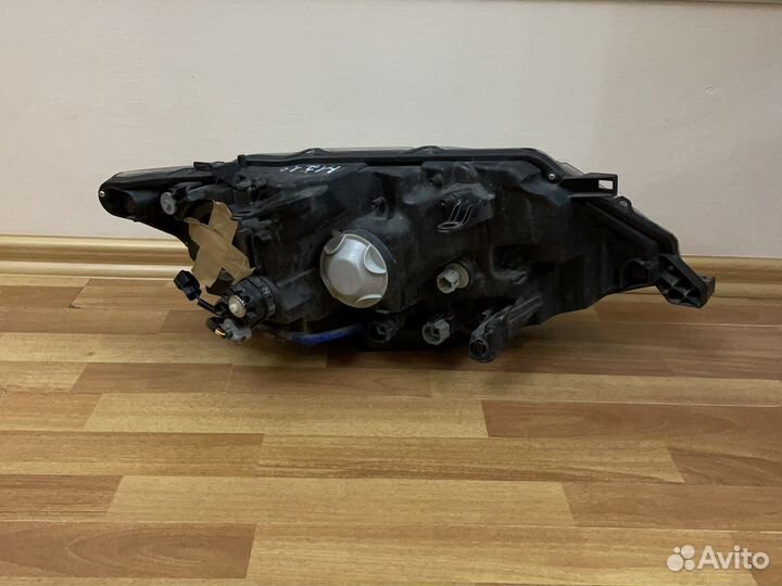 Nissan X-Trail T32 Фара левая