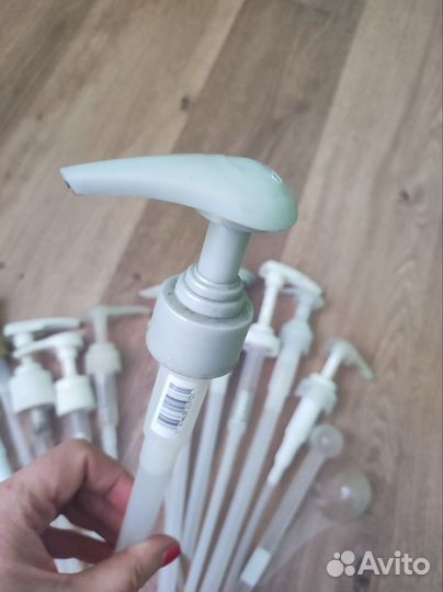 Дозатор для шампуня,бальзама Loreal, Matrix и др