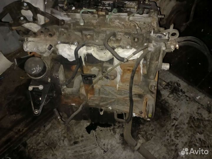 Двигатель на мерседес А611 дизель