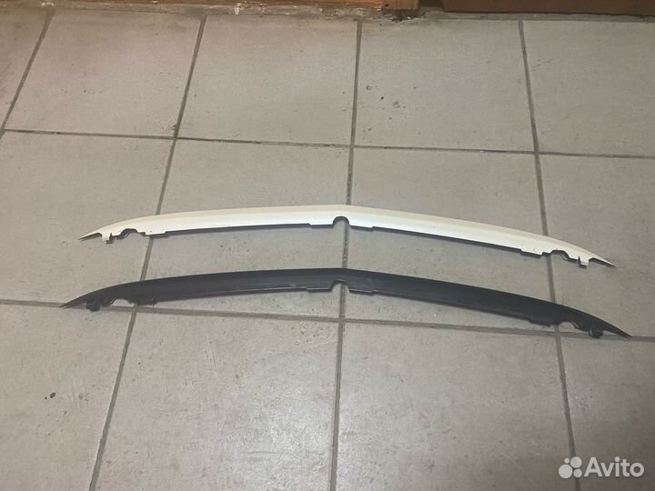 Накладка переднего бампера Mercedes W221