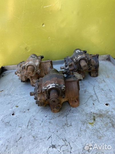 Редуктор гур Mercedes E-Class W124