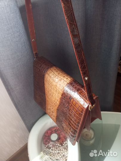 Сумка из кожи крокодила женская