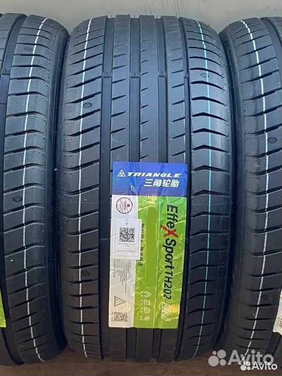 Triangle EffeXSport TH202 245/40 R18 98Y