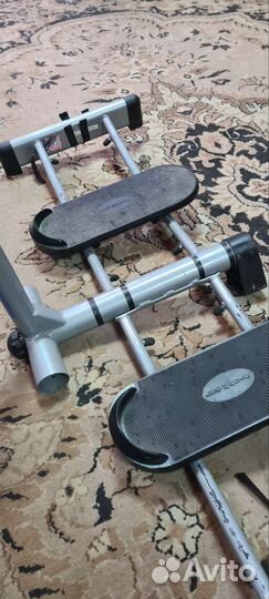 Тренажер для ног, бёдер, пресса