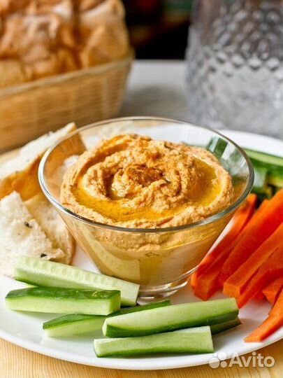 Хумус домашний с кедровыми орешками