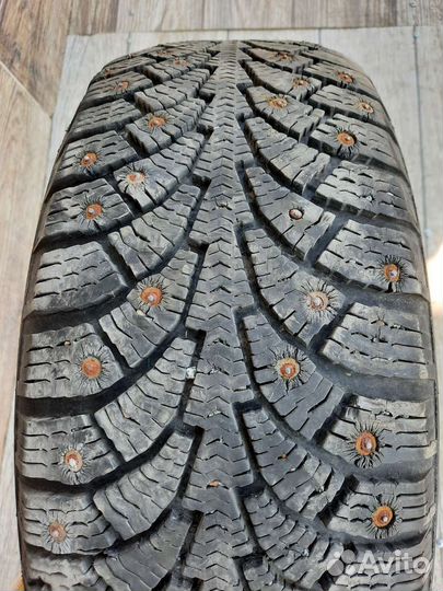 Toyo Observe G3-Ice 215/60 R16