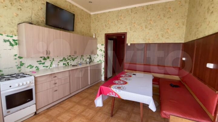 Дом 197 м² на участке 21,9 сот.