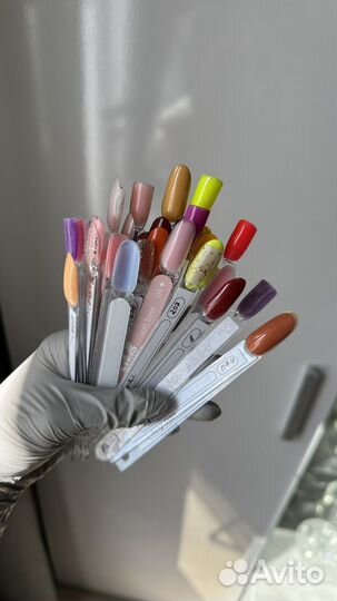 Гель лаки для маникюра 70-80шт