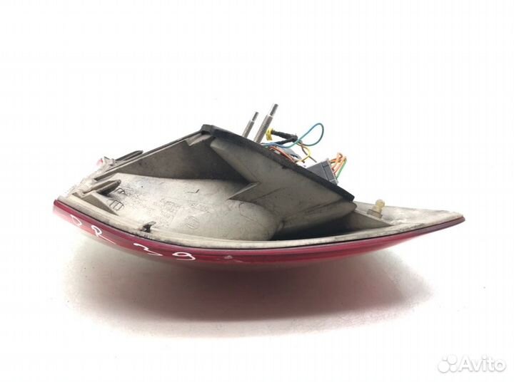 Фонарь задний правый Ford Kuga 2.0 tdci 2009