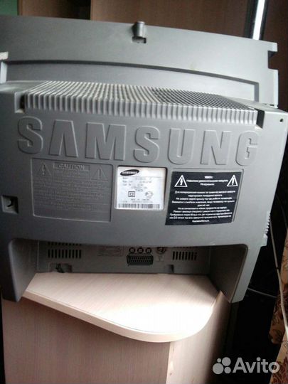 Телевизор samsung