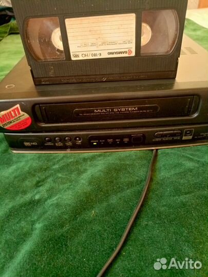 Видеомагнитофон sharp забронирован