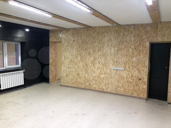 Свободного назначения, 100 м²